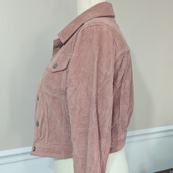 3/$30 Pink Corduroy Cropped Jacket Size Large - Picture 3 of 5